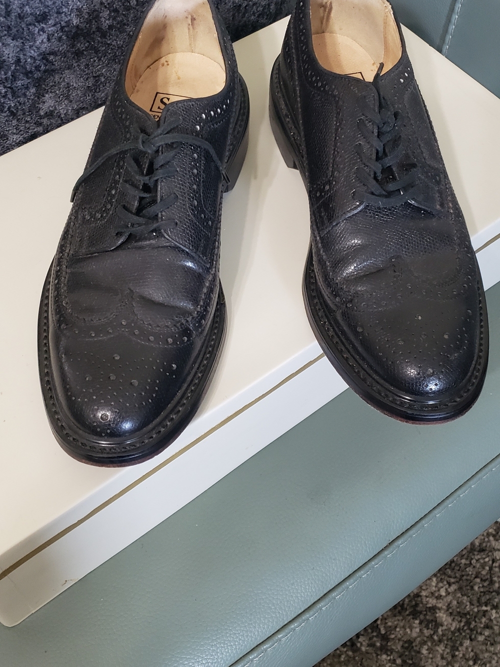 Vintage SEARS 8 1/2D Black Wing Tips Long Wings Derby Oxford Shoes